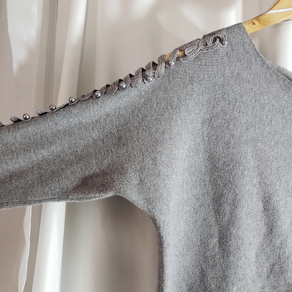 Anthro Ember Gray Sweater with Embroidered Cut Outs & Pearls Sleeve - Picture 9 of 12